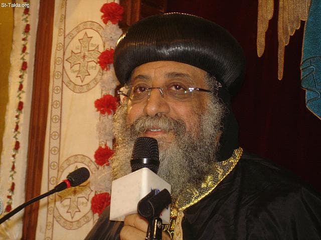 St-Takla.org Image: Photo of the visit of His Holiness Pope Tawadros II to Saint Takla Haymanout Coptic Church, Ibrahimia, Alexandria, Egypt, on Saturday April 6th, 2013 - Photograph by Michael Ghaly for St-Takla.org صورة في موقع الأنبا تكلا: صورة من صور زيارة قداسة البابا المعظم الأنبا تواضروس الثاني 118 (البابا تاوضروس) إلى كنيسة الأنبا تكلاهيمانوت بالإبراهيمية، الإسكندرية، يوم السبت الموافق 6 إبريل 2013 - تصوير مايكل غالي لموقع الأنبا تكلاهيمانوت